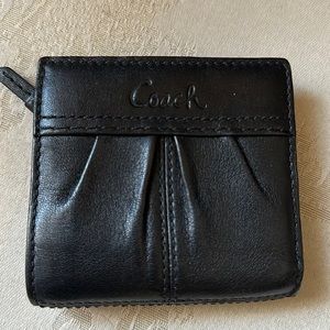 Coach Soho mini black wallet in EUC